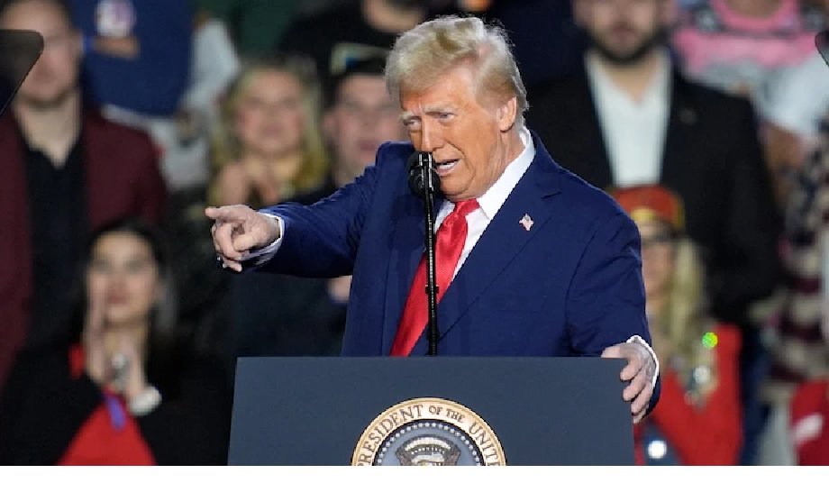 Donald Trump administration halts new student visas worldwide due to social media investigation plans 